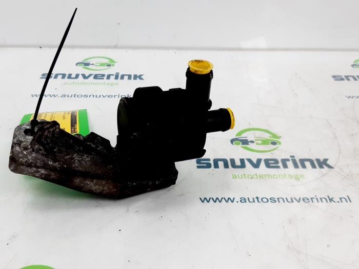 Gebruikte Waterpomp Opel Vivaro 1.6 CDTI BiTurbo 140 Prijs € 36,00 Inclusief btw aangeboden door Snuverink Autodemontage