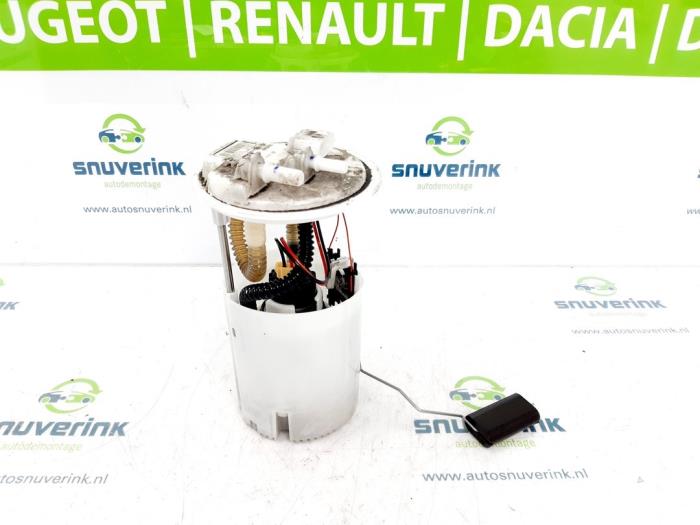 Gebruikte Tank element Pomp Opel Vivaro 1.6 CDTI BiTurbo 140 Prijs € 76,23 Inclusief btw aangeboden door Snuverink Autodemontage