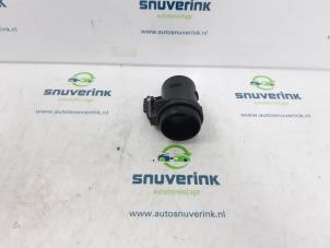 Gebruikte Luchtmassameter Peugeot 308 (4A/C) 1.6 HDi 16V FAP Prijs € 14,48 Margeregeling aangeboden door Snuverink Autodemontage