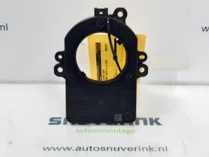 Gebruikte Gier sensor Renault Kadjar (RFEH) 1.3 TCE 140 FAP 16V Prijs € 50,00 Margeregeling aangeboden door Snuverink Autodemontage