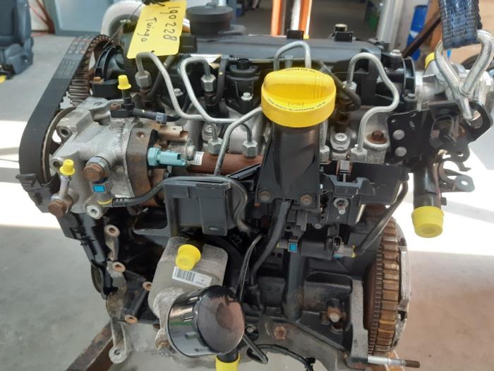 Motor van een Renault Twingo II (CN) 1.5 dCi 90 FAP 2011