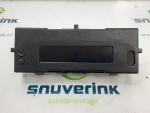 Gebruikte Display Interieur Renault Clio III (BR/CR) 1.5 dCi 105 Prijs € 25,00 Margeregeling aangeboden door Snuverink Autodemontage