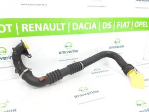 Gebruikte Intercooler Slang Renault Laguna Coupé (DT) 2.0 Turbo 16V GT Prijs € 140,00 Margeregeling aangeboden door Snuverink Autodemontage