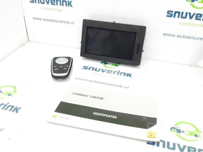 Gebruikte Display Interieur Renault Clio III (BR/CR) 1.2 16V 75 Prijs € 67,50 Margeregeling aangeboden door Snuverink Autodemontage