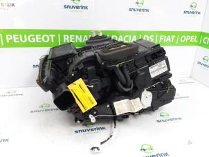 Gebruikte Chaufagebak Renault Wind (EN/E4) 1.2 16V GT TCE eco2 Prijs € 200,00 Margeregeling aangeboden door Snuverink Autodemontage