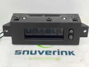 Gebruikte Display Interieur Opel Corsa D 1.4 16V Twinport Prijs € 10,33 Margeregeling aangeboden door Snuverink Autodemontage