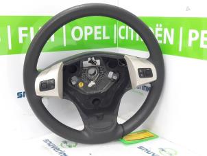 Gebruikte Stuurwiel Opel Corsa D 1.4 16V Twinport Prijs € 67,48 Margeregeling aangeboden door Snuverink Autodemontage
