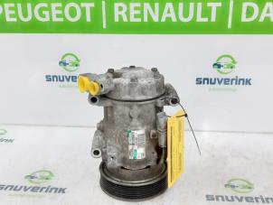 Gebruikte Aircopomp Renault Twingo II (CN) 1.2 16V Prijs € 65,00 Margeregeling aangeboden door Snuverink Autodemontage