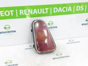 Gebruikte Achterlicht links Mini Mini Cooper S (R53) 1.6 16V Prijs € 35,00 Margeregeling aangeboden door Snuverink Autodemontage