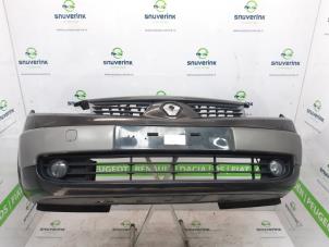 Gebruikte Bumper voor Renault Scénic II (JM) 2.0 16V Prijs € 125,00 Margeregeling aangeboden door Snuverink Autodemontage