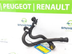 Gebruikte Slang (diversen) Peugeot 308 SW (L4/L9/LC/LJ/LR) 1.2 12V e-THP PureTech 110 Prijs € 30,00 Margeregeling aangeboden door Snuverink Autodemontage