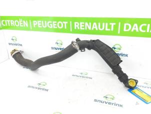 Gebruikte Intercooler Slang Peugeot 308 SW (L4/L9/LC/LJ/LR) 1.2 12V e-THP PureTech 110 Prijs € 35,99 Margeregeling aangeboden door Snuverink Autodemontage