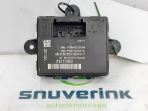 Gebruikte Centrale Deurvergrendelings Module Volvo V40 (MV) 1.6 D2 Prijs € 25,00 Margeregeling aangeboden door Snuverink Autodemontage