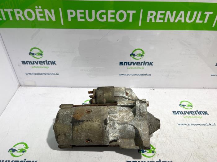Gebruikte Startmotor Renault Trafic I (V) 2.1 D Prijs € 80,99 Margeregeling aangeboden door Snuverink Autodemontage