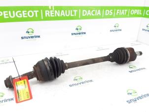 Gebruikte Aandrijfas links-voor Citroen Jumper (U9) 2.2 HDi 150 Prijs € 54,44 Inclusief btw aangeboden door Snuverink Autodemontage