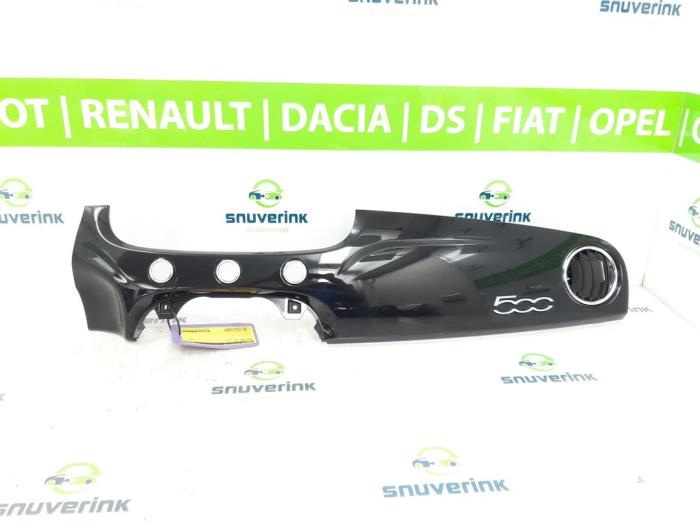 Gebruikte Dashboard deel Fiat 500 (312) 0.9 TwinAir 80 Prijs € 53,54 Margeregeling aangeboden door Snuverink Autodemontage