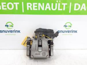 Gebruikte Remklauw (Tang) links-achter Renault Arkana (RJLL) 1.6 E-Tech 145 16V Prijs € 181,50 Inclusief btw aangeboden door Snuverink Autodemontage