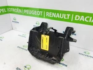Gebruikte Accubak Renault Scénic III (JZ) 1.5 dCi 110 Prijs op aanvraag aangeboden door Snuverink Autodemontage