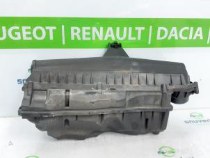 Gebruikte Luchtfilterhuis Citroen C4 Berline (NC) 1.6 16V VTi Prijs € 29,98 Margeregeling aangeboden door Snuverink Autodemontage