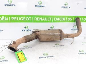 Gebruikte Katalysator Opel Vivaro 2.5 CDTI 16V Prijs € 163,35 Inclusief btw aangeboden door Snuverink Autodemontage