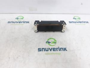 Gebruikte Display Interieur Peugeot Partner (GC/GF/GG/GJ/GK) 1.6 HDI 90 Prijs € 36,30 Inclusief btw aangeboden door Snuverink Autodemontage