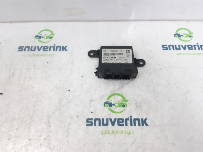 Gebruikte PDC Module Opel Mokka/Mokka X 1.4 Turbo 16V 4x2 Prijs € 38,24 Margeregeling aangeboden door Snuverink Autodemontage