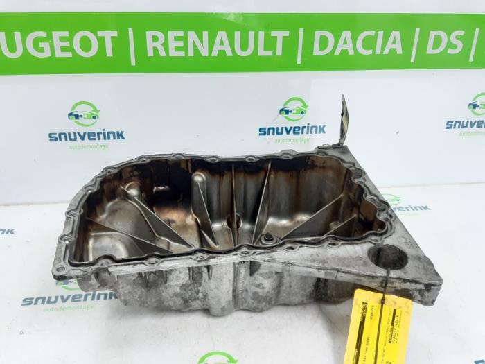 Gebruikte Carterpan Renault Grand Scénic II (JM) 2.0 16V Prijs € 39,98 Margeregeling aangeboden door Snuverink Autodemontage