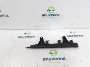 Gebruikte Injector brug Citroen C4 Cactus (0B/0P) 1.2 PureTech 82 12V Prijs € 31,50 Margeregeling aangeboden door Snuverink Autodemontage