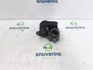 Gebruikte Gasklephuis Citroen C4 Cactus (0B/0P) 1.2 PureTech 82 12V Prijs € 40,00 Margeregeling aangeboden door Snuverink Autodemontage