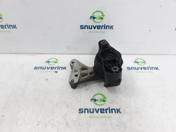 Gebruikte Motorsteun Citroen C4 Cactus (0B/0P) 1.2 PureTech 82 12V Prijs € 24,99 Margeregeling aangeboden door Snuverink Autodemontage