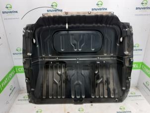 Gebruikte Tussenschot Cabine Opel Combo 1.3 CDTI 16V ecoFlex Prijs op aanvraag aangeboden door Snuverink Autodemontage