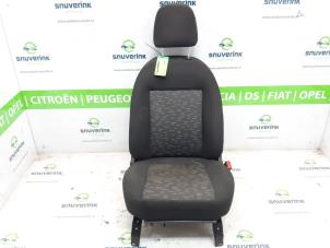 Gebruikte Voorstoel rechts Opel Combo 1.3 CDTI 16V ecoFlex Prijs € 121,00 Inclusief btw aangeboden door Snuverink Autodemontage