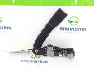 Gebruikte Veiligheidsgordel Insteek rechts-voor Mini Mini (R56) 1.6 16V One Prijs op aanvraag aangeboden door Snuverink Autodemontage