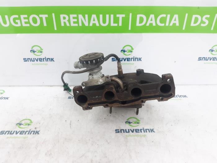 Gebruikte Spruitstuk Uitlaat Peugeot 106 II 1.1 XN,XR,XT,Accent Prijs € 79,99 Margeregeling aangeboden door Snuverink Autodemontage