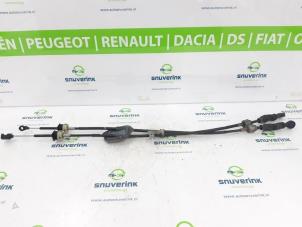 Gebruikte Schakelkabel Versnellingsbak Peugeot 108 1.0 12V VVT-i Prijs € 54,45 Inclusief btw aangeboden door Snuverink Autodemontage