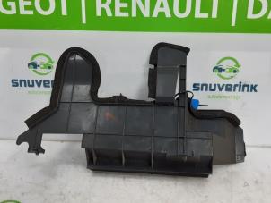 Gebruikte Luchtgeleider Peugeot 108 1.0 12V VVT-i Prijs op aanvraag aangeboden door Snuverink Autodemontage