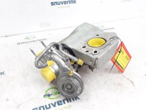 Gebruikte G-lader Citroen C3 Picasso (SH) 1.2 12V PureTech 110 Prijs € 295,00 Margeregeling aangeboden door Snuverink Autodemontage