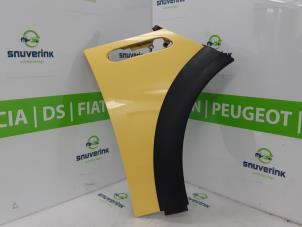 Gebruikte Scherm rechts-voor BMW Mini One/Cooper (R50) 1.6 16V Cooper Prijs € 40,00 Margeregeling aangeboden door Snuverink Autodemontage