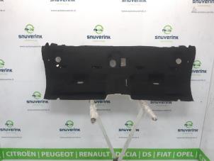 Gebruikte Vloerbedekking Renault Twingo III (AH) ZE R80 Prijs € 85,00 Margeregeling aangeboden door Snuverink Autodemontage