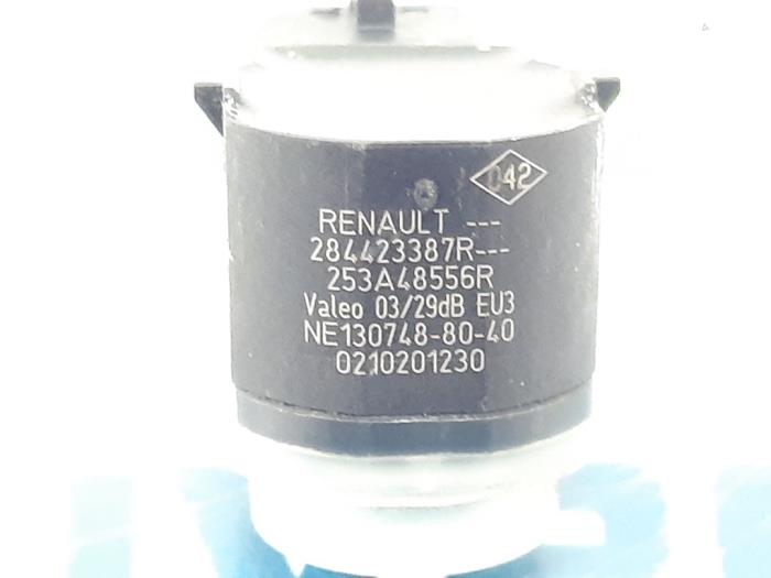PDC Sensor van een Renault Twingo III (AH) ZE R80 2021