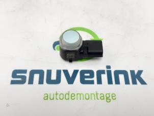 Gebruikte Sensor PDC Renault Twingo III (AH) ZE R80 Prijs € 25,00 Margeregeling aangeboden door Snuverink Autodemontage