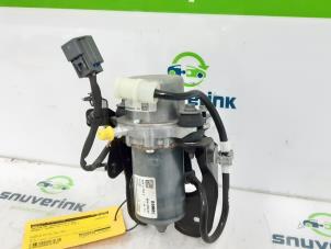 Gebruikte Vacuumpomp Rembekrachtiging Renault Twingo III (AH) ZE R80 Prijs € 250,00 Margeregeling aangeboden door Snuverink Autodemontage