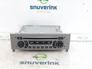 Gebruikte Radio Peugeot 308 (4A/C) 1.6 VTI 16V Prijs € 59,99 Margeregeling aangeboden door Snuverink Autodemontage