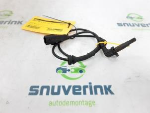 Gebruikte ABS Sensor Renault Master IV (MA/MB/MC/MD/MH/MF/MG/MH) 2.3 dCi 135 16V FWD Prijs € 24,20 Inclusief btw aangeboden door Snuverink Autodemontage
