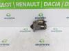 Startmotor van een Renault Clio III Estate/Grandtour (KR) 1.5 dCi FAP 2012