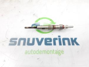 Gebruikte Gloeikaars Renault Megane III Grandtour (KZ) 1.5 dCi 110 Prijs € 10,33 Margeregeling aangeboden door Snuverink Autodemontage