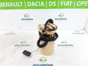 Gebruikte Tank element Pomp Ford Fiesta 6 (JA8) 1.5 TDCi Prijs € 72,00 Margeregeling aangeboden door Snuverink Autodemontage