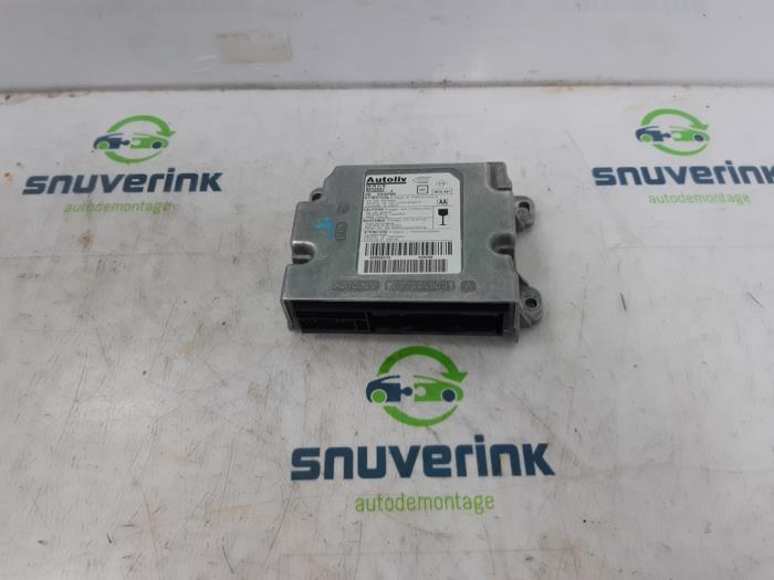 Gebruikte Module Airbag Renault Laguna III Estate (KT) 2.0 dCi 16V 175 FAP Prijs € 68,85 Margeregeling aangeboden door Snuverink Autodemontage
