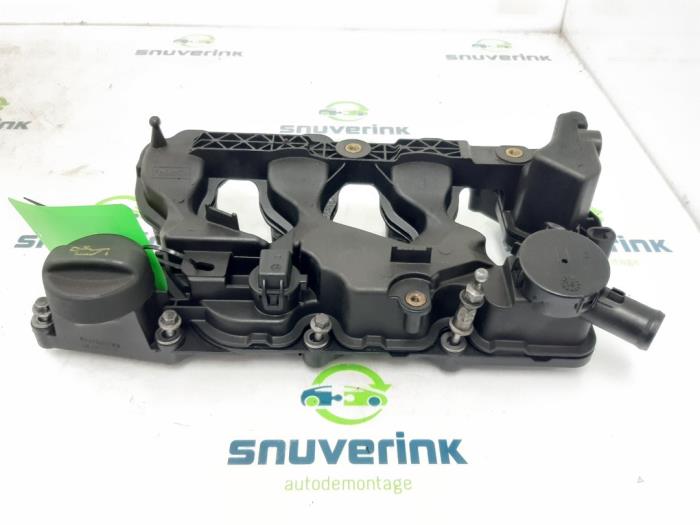 Gebruikte Kleppendeksel Opel Vivaro 1.5 CDTI 120 Prijs € 41,65 Inclusief btw aangeboden door Snuverink Autodemontage