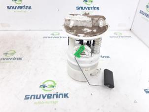 Gebruikte Tank element Pomp Dacia Logan MCV III/Sandero Wagon (SD07) 0.9 TCe 90 12V Prijs € 70,79 Inclusief btw aangeboden door Snuverink Autodemontage